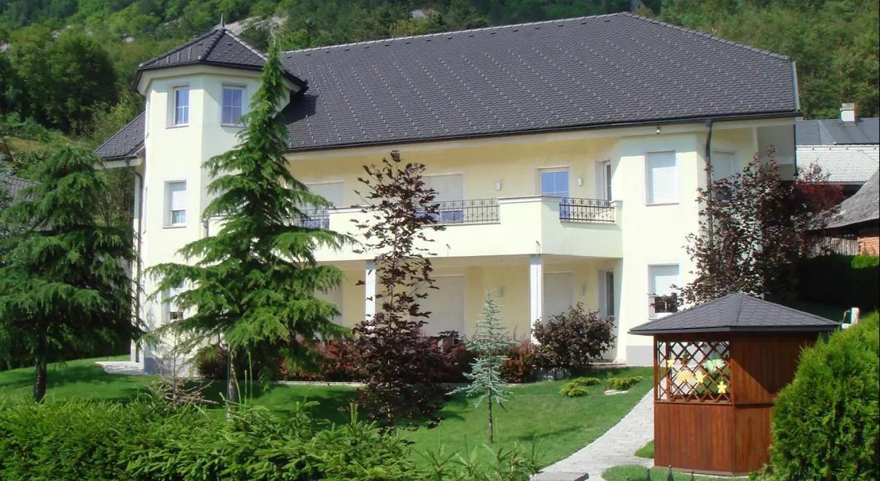 Alpine Apartments Marcella Zirovnica Buitenkant foto